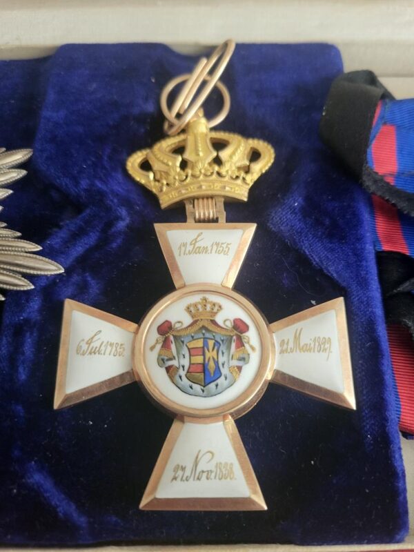 20251019_123122_resized Germany Oldenburg, Home and Merit order Grand Commander Set